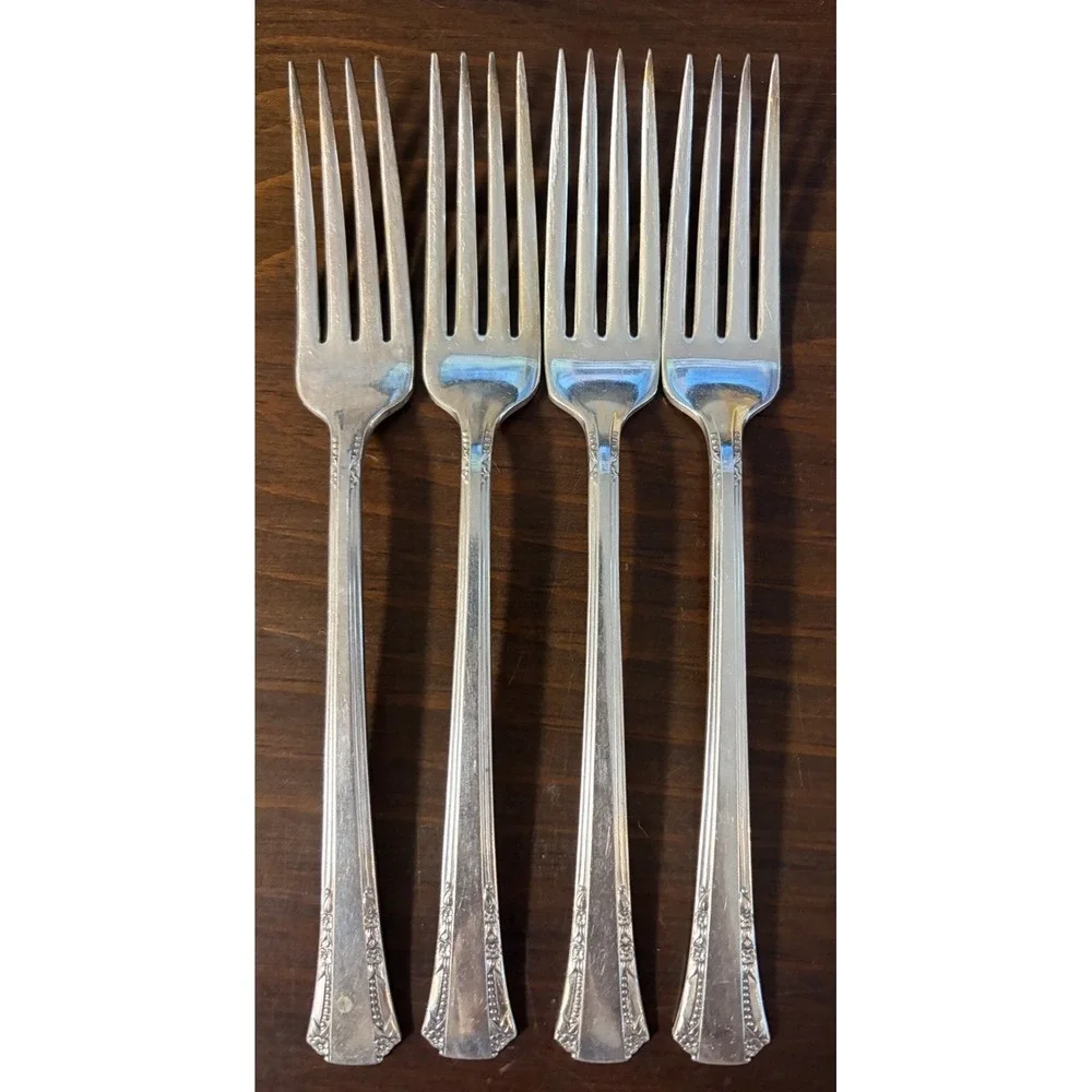 Oneida 1881 Rogers Floral Queen Silverplate Dinner Forks Set of 4 Replacement